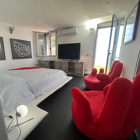 Maison Art Sur La Casa de hóspedes *