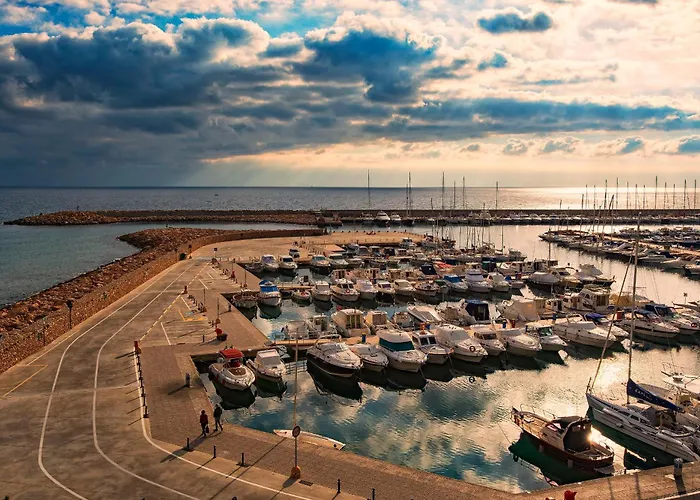 Maison Art Sur La بيت ضيافة 3*